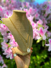 Load image into Gallery viewer, Double Cowrie Shell Necklace